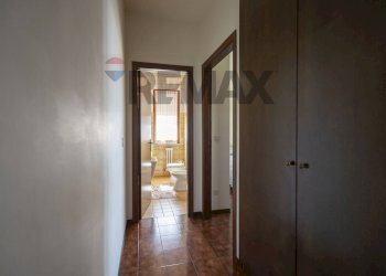 Hall / corridoio - Apartment Via Castagna
 
20/A, Belvedere Ostrense - photo 30