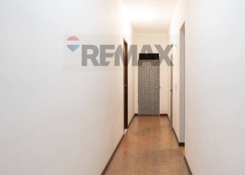 Hall / corridoio - Apartment Via Castagna
 
20/A, Belvedere Ostrense - photo 32