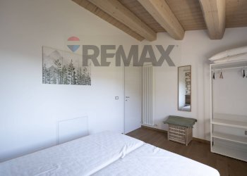 Camera / camera da letto - Appartamento Frazione castelletta
 
13, Fabriano - foto 23