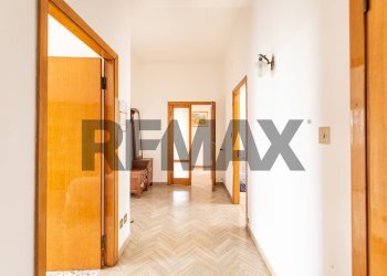 Hall / corridoio - Appartamento Via Giacomo Matteotti
 
186, Cupramontana - foto 5