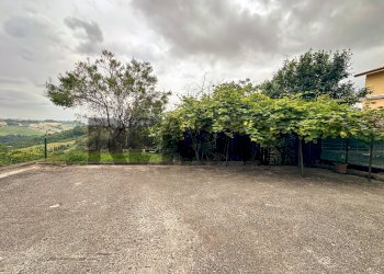Giardino - Appartamento Via Giacomo Matteotti
 
186, Cupramontana - foto 19
