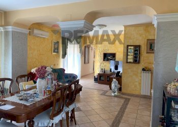 Sala da pranzo - Apartment VIA CILENTO
 
13, Monterotondo - photo 2