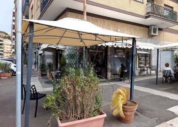 Edificio all\'aperto - Cafeteria - Cold Bar Via Umberto Moricca
47, Roma - photo 2