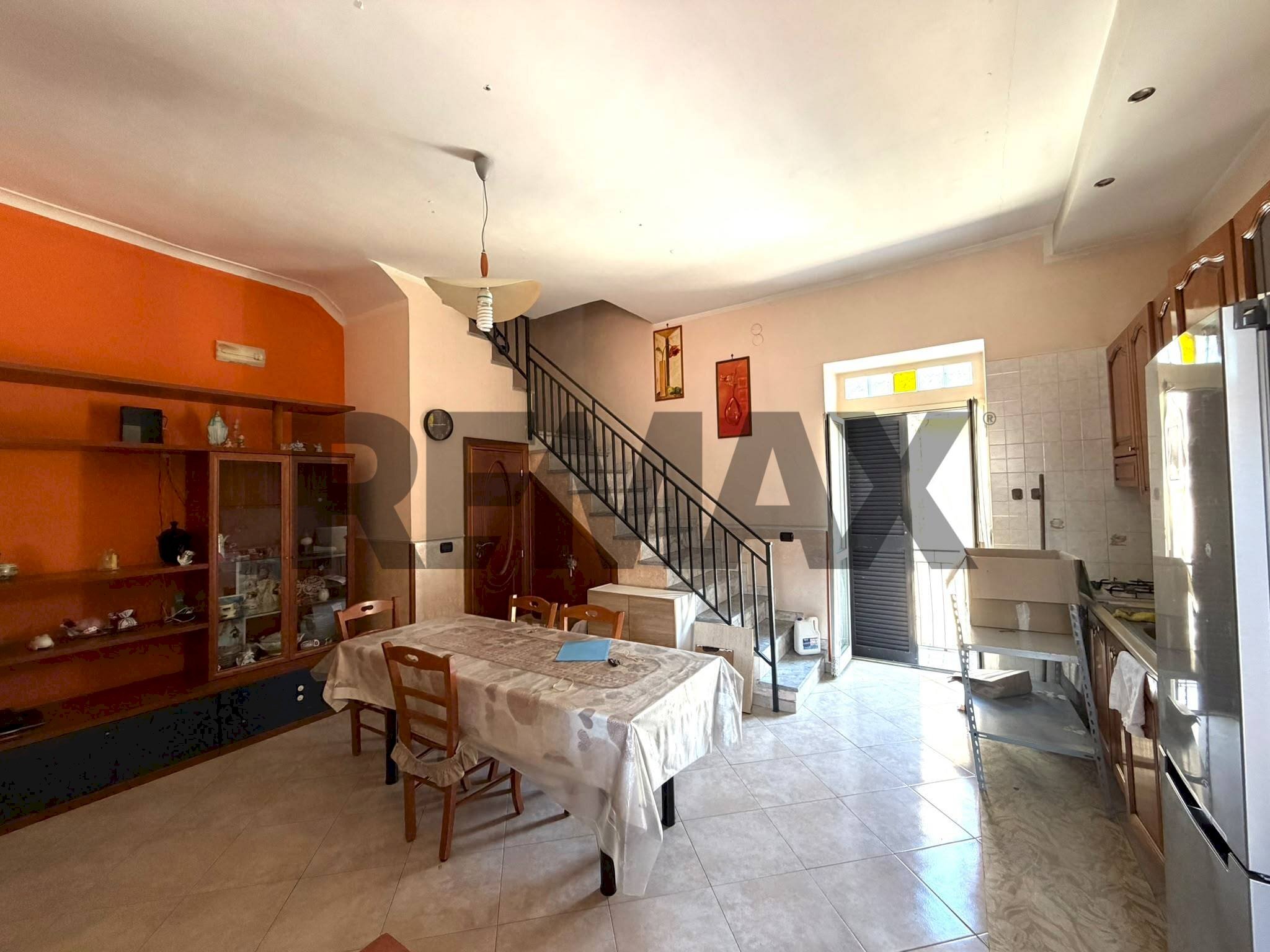 Sala da pranzo - Villa Bifamiliare VIA CARACCIOLO
 
40, Afragola - foto 1