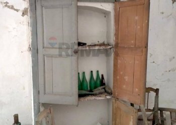 Dispensa di stoccaggio - Villa via Marconi, Castiglione di Sicilia - foto 15