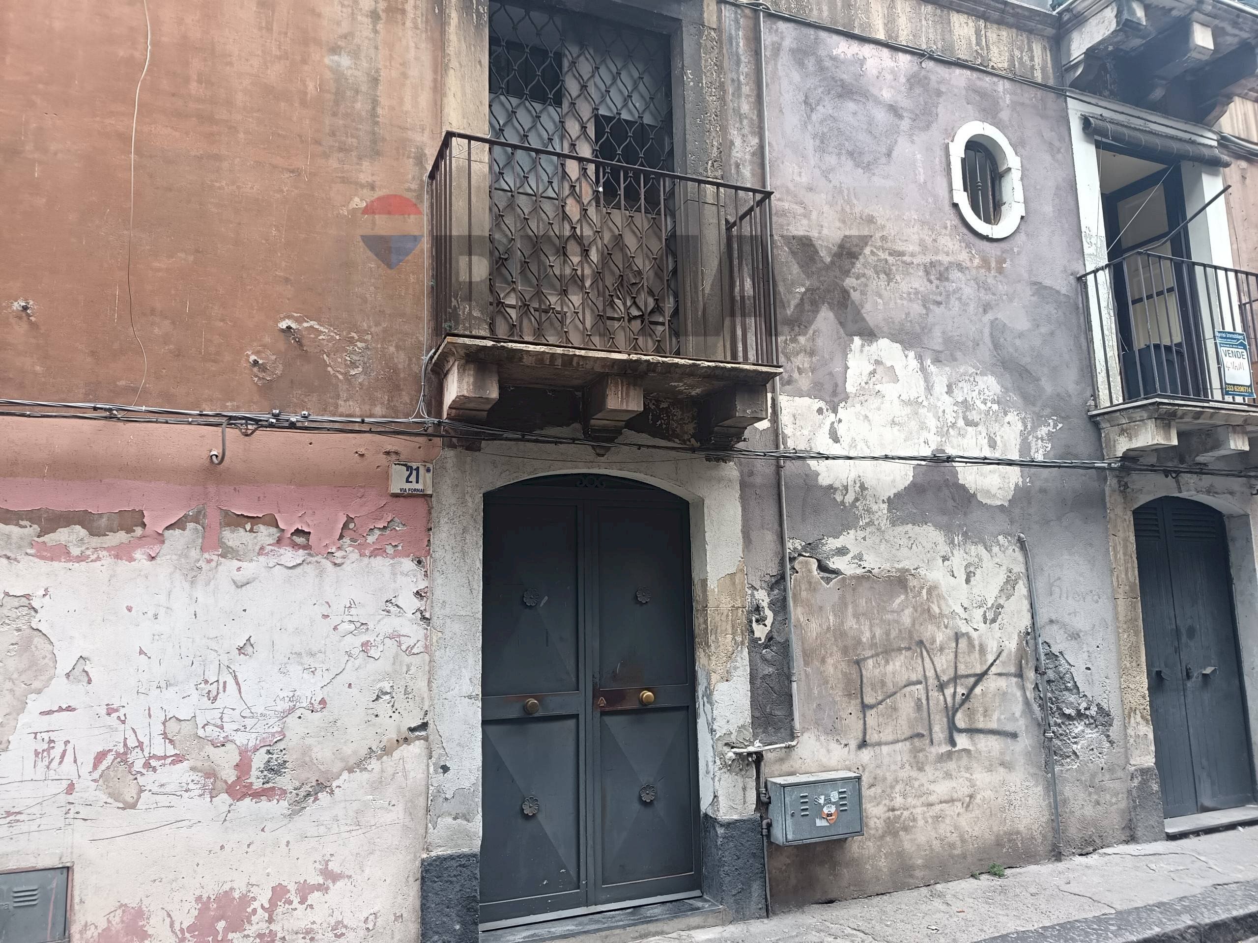 Edificio all\'aperto - Bilocale Via Fornai
 
21, Catania - foto 1