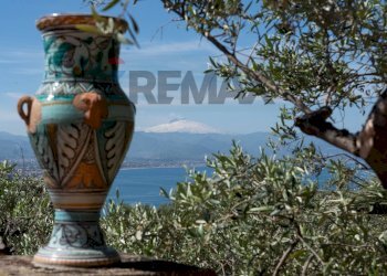 Vista delle montagne - Villa via manica
 
66, Milazzo - photo 7