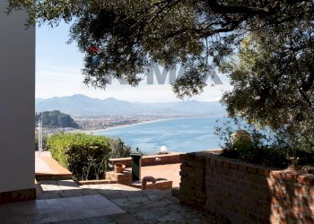 Vista dell\'acqua - Villa via manica
 
66, Milazzo - photo 9
