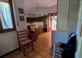 Sala da pranzo - Quadrilocale Via Vittorio Emanule
119, Giardini-Naxos - foto 20