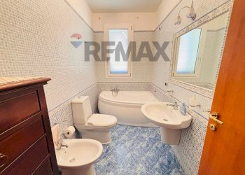 Bagno - Quadrilocale Via Giuseppe Maria Danieli
 
6, Siracusa - foto 16