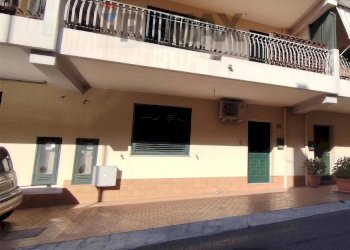 Edificio all\'aperto - Villa a Schiera via facciata
 
4b, Santa Lucia del Mela - foto 1