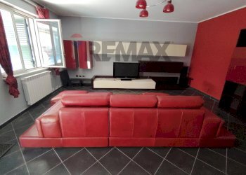 Soggiorno - Villa a Schiera via facciata
 
4b, Santa Lucia del Mela - foto 5