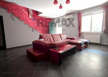 Soggiorno - Villa a Schiera via facciata
 
4b, Santa Lucia del Mela - foto 9