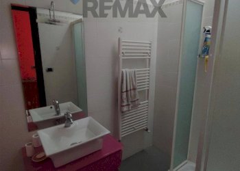 Bagno - Villa a Schiera via facciata
 
4b, Santa Lucia del Mela - foto 22