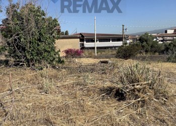 Giardino - Terreno edificabile Via Nino Martoglio
 
snc, Motta Sant'Anastasia - foto 17