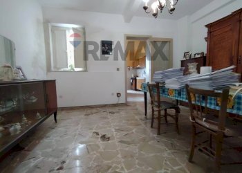 Sala da pranzo - Apartment via policastrelli
 
245, Milazzo - photo 3