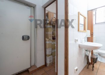 Bagno - Commercial Premises via tenente de cristofaro
56, Scordia - photo 27