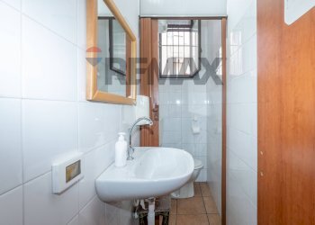 Bagno - Commercial Premises via tenente de cristofaro
56, Scordia - photo 29