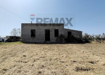 Casa all\'aperto - Magazzino via san marco
 
207, Milazzo - foto 1