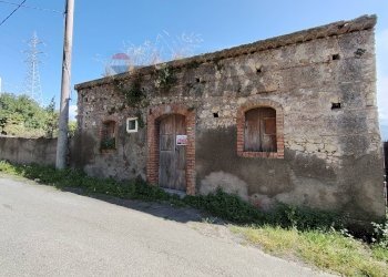 Casa all\'aperto - Building land contra gesita
24, Pace del Mela - photo 7