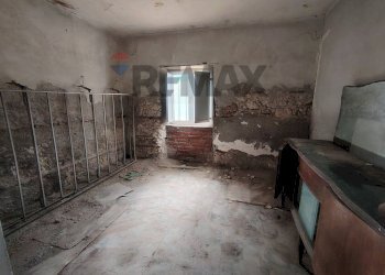 Stanza vuota - Casa indipendente contrada gesita
 
24, Pace del Mela - foto 3