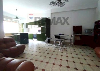 Sala da pranzo - Appartamento corso garibaldi
 
471, San Filippo del Mela - foto 9