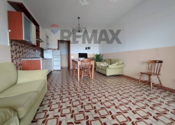 Sala da pranzo - Two-room apartment via marinaio d'italia
 
116, Milazzo - photo 2