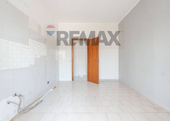 Stanza vuota - Bilocale VIA ORAZIO CONDORELLI
 
6, Motta Sant'Anastasia - foto 7