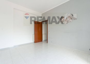 Stanza vuota - Bilocale VIA ORAZIO CONDORELLI
 
6, Motta Sant'Anastasia - foto 16