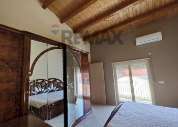 Camera / camera da letto - Bilocale via nazionale
 
431, Pace del Mela - foto 7