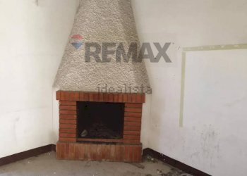 Dettagli - Casa indipendente vico gesu' e maria
 
15, Santa Lucia del Mela - foto 2
