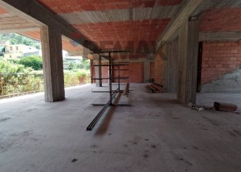 Parcheggio - Casa indipendente via stefano cattafi
 
134, Santa Lucia del Mela - foto 14
