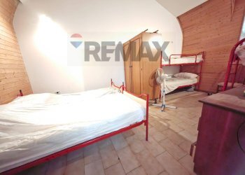 Camera / camera da letto - Casa semi indipendente via giuseppe mazzini
 
90, Lipari - foto 6