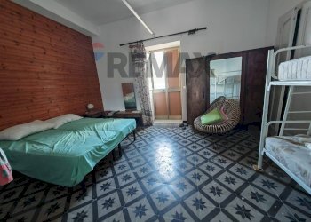 Camera / camera da letto - Casa semi indipendente via giuseppe mazzini
 
90, Lipari - foto 12