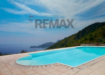 Piscina - Villa via unità d'italia
 
65, Letojanni - photo 4