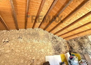 Dettagli - Independent house Via Barrile
 
1, Buscemi - photo 2