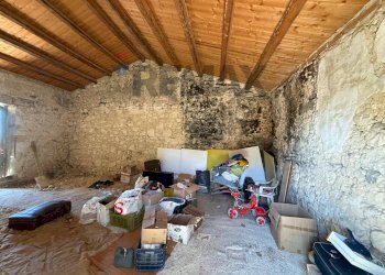 Dispensa di stoccaggio - Independent house Via Barrile
 
1, Buscemi - photo 3