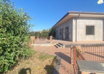 Casa all\'aperto - Villa via umberto
 
snc, San Pietro Clarenza - foto 15