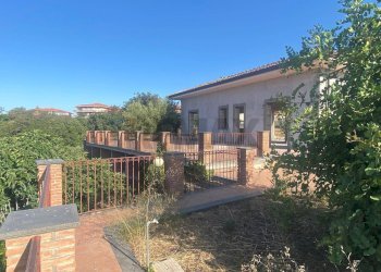 Casa all\'aperto - Villa via umberto
 
snc, San Pietro Clarenza - foto 16