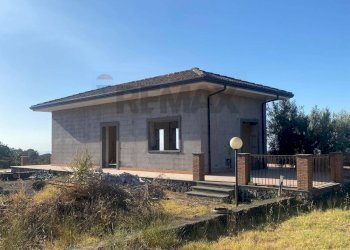 Casa all\'aperto - Villa via umberto
 
snc, San Pietro Clarenza - foto 32