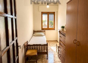 Camera / camera da letto - Appartamento via duca d'aosta
 
122, Sant'Agata di Militello - foto 6