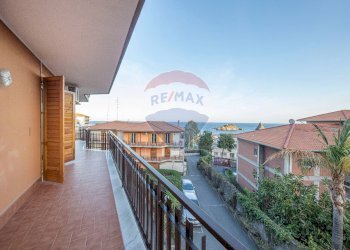 Balcone - Four-room apartment VIA DUSMET
 
7, Aci Castello - photo 4