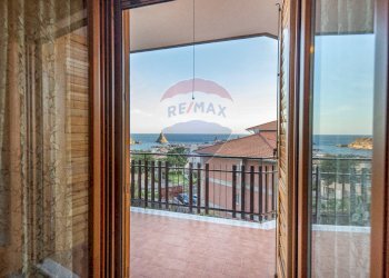 Balcone - Four-room apartment VIA DUSMET
 
7, Aci Castello - photo 19