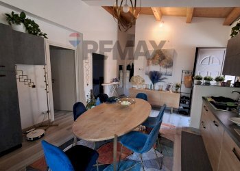 Sala da pranzo - Independent house Giuseppe Garibaldi
 
7, Gaggi - photo 17