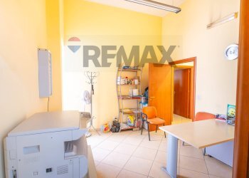 Camera / camera da letto - Locale Commerciale VIA P. DI PIEMONTE
181, Fiumefreddo di Sicilia - foto 4