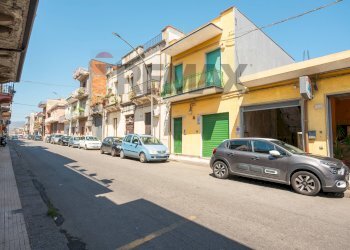 Edificio all\'aperto - Locale Commerciale VIA P. DI PIEMONTE
181, Fiumefreddo di Sicilia - foto 29