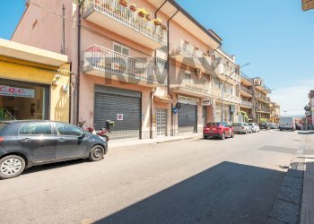 Edificio all\'aperto - Locale Commerciale VIA P. DI PIEMONTE
181, Fiumefreddo di Sicilia - foto 30