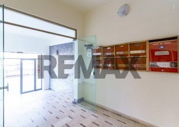 Ricezione / Lobby - Two-room apartment Viale Ruggero Di Lauria
81, Catania - photo 30