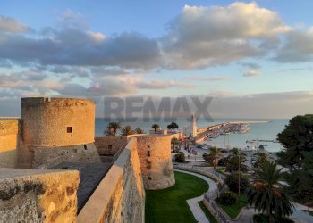 Vista dell\'acqua - Commercial Premises via Campanile
101, Manfredonia - photo 2
