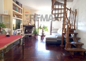 Sala da pranzo - Apartment Via Tiziano
 
13, Piombino - photo 11